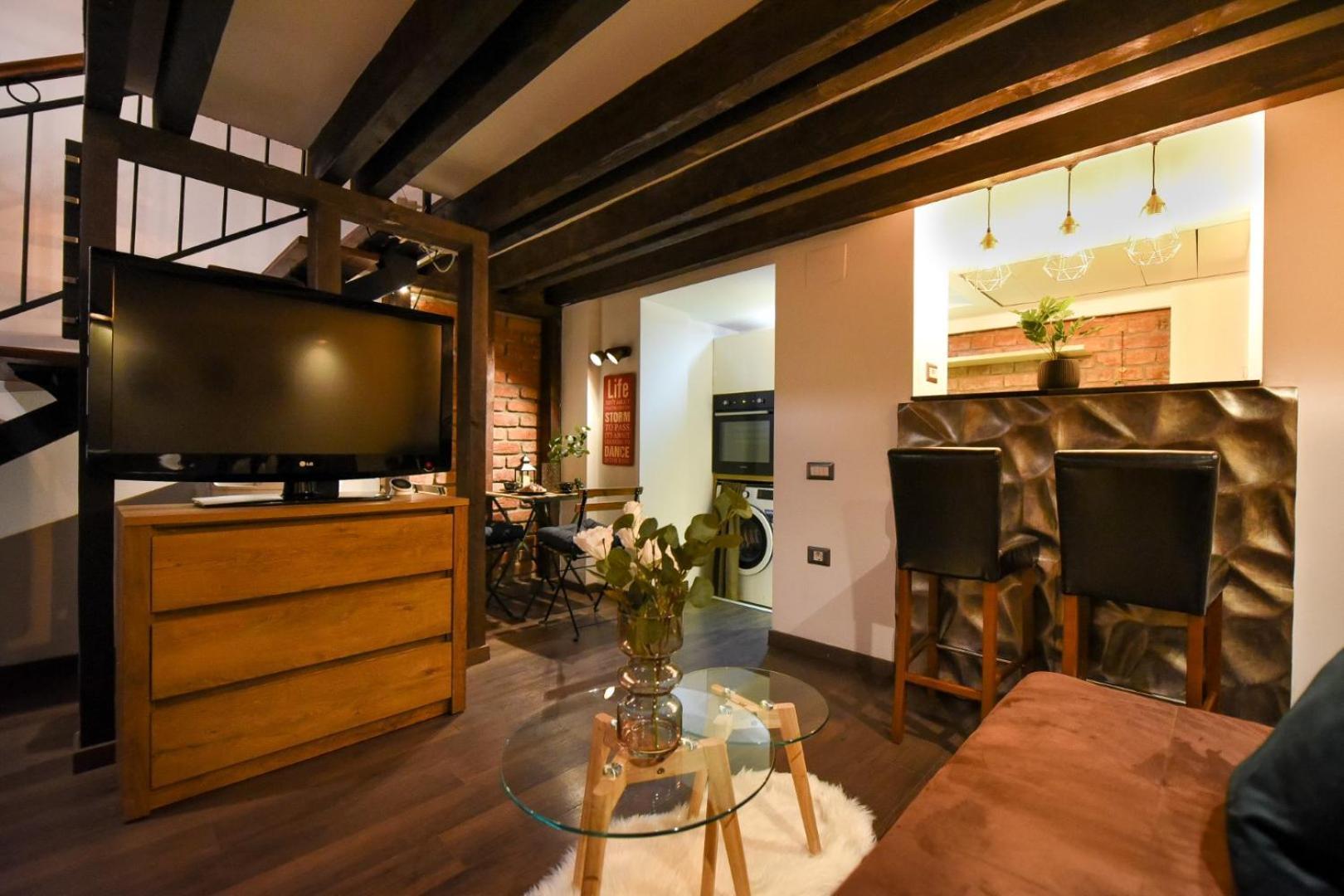 Central Comfort - Duplex-Style Studios On Regina Elisabeta Bukarest Værelse billede