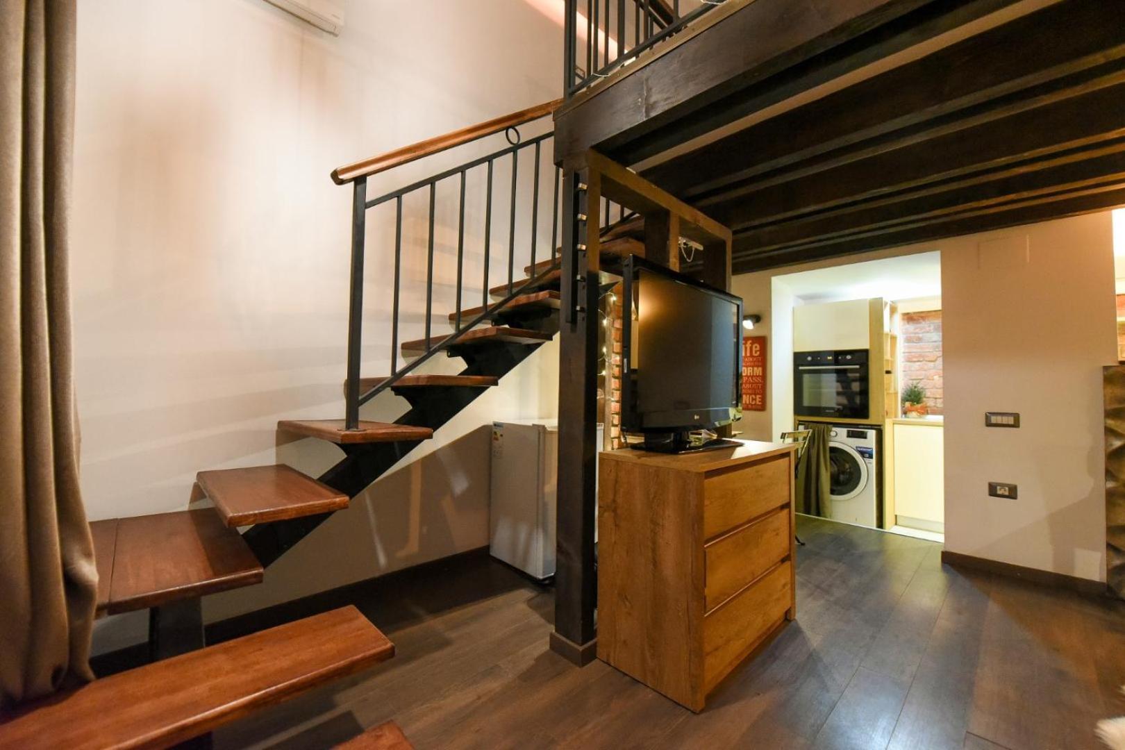Central Comfort - Duplex-Style Studios On Regina Elisabeta Bukarest Eksteriør billede
