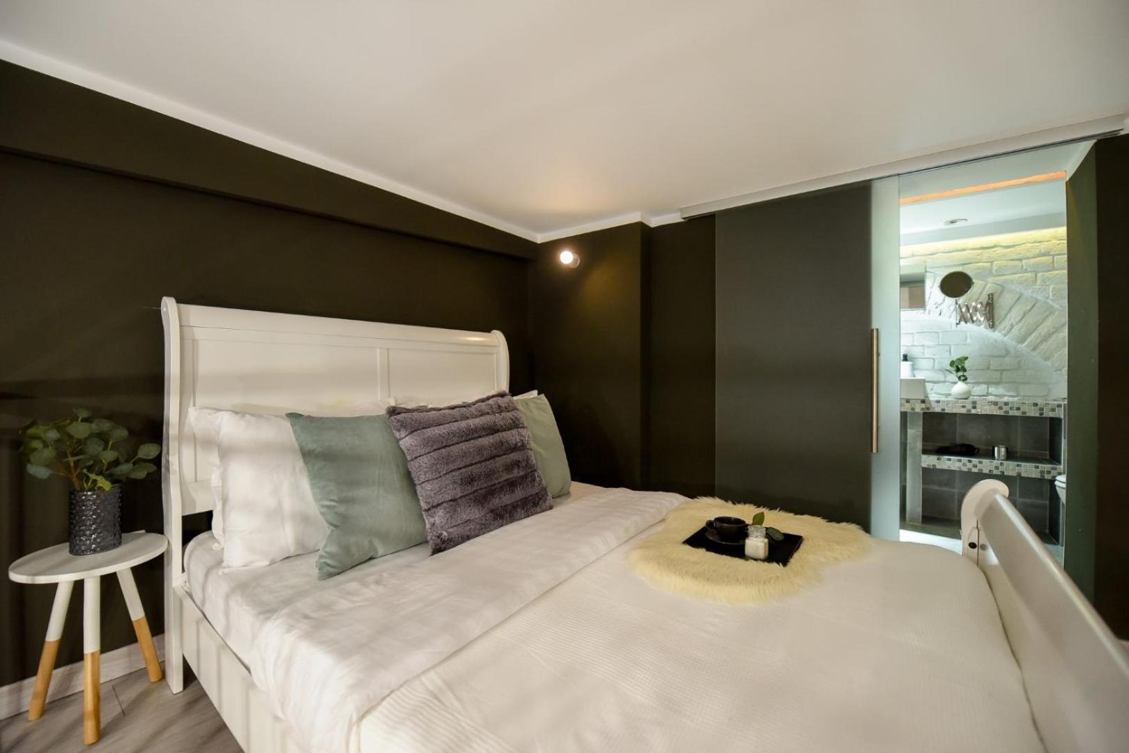 Central Comfort - Duplex-Style Studios On Regina Elisabeta Bukarest Værelse billede